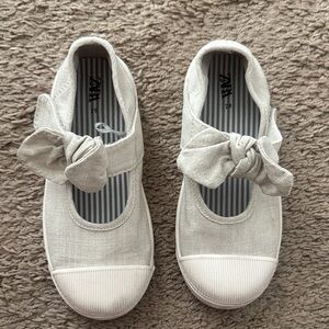 Zara Light Beige Bow-Top Canvas Mary Janes for Girls